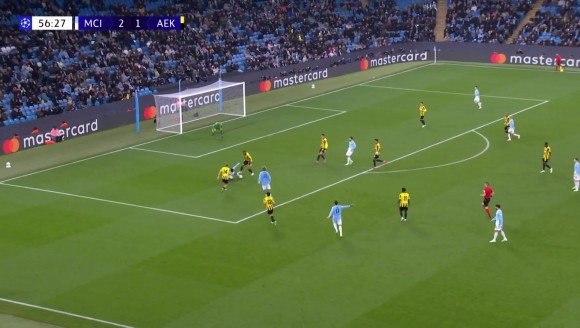 真是潇洒!福登做球,谢尔基精彩转身摆脱+从容射门得手!